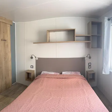 אתר קמפינג Mobile-home Le Badwill *